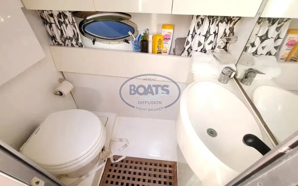 slider 10 Pershing 33