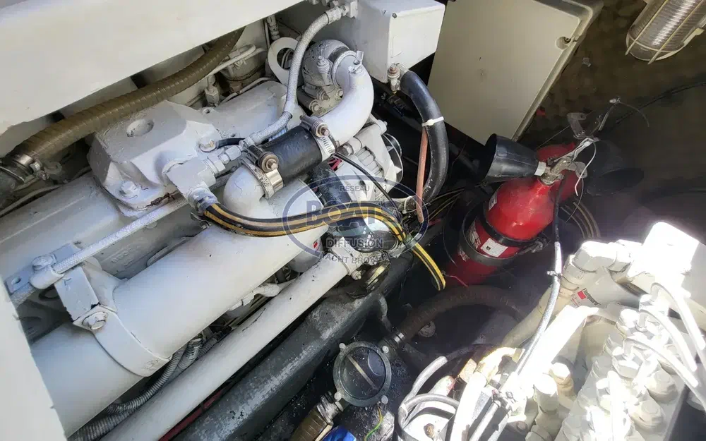 slider 14 Pershing 33