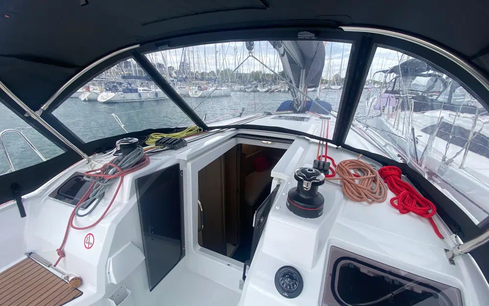 slider 8 Beneteau Oceanis 34.1