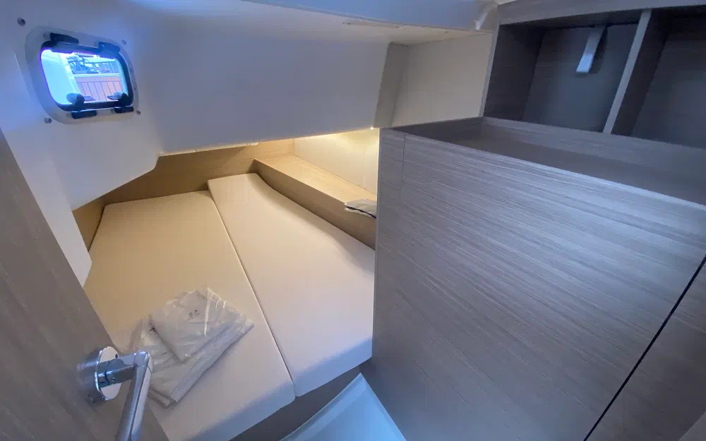 slider 24 Beneteau Oceanis 34.1