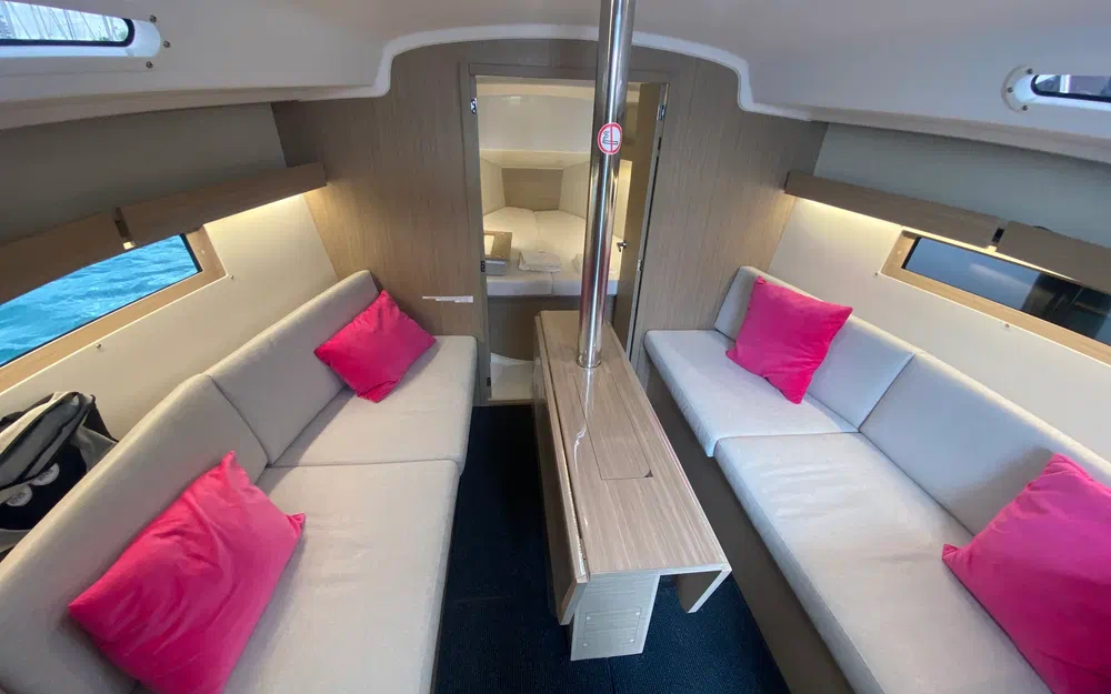 slider 20 Beneteau Oceanis 34.1