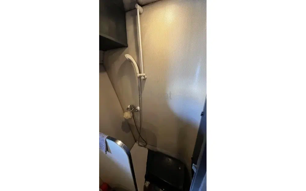 slider 11 Guy Couach 1201