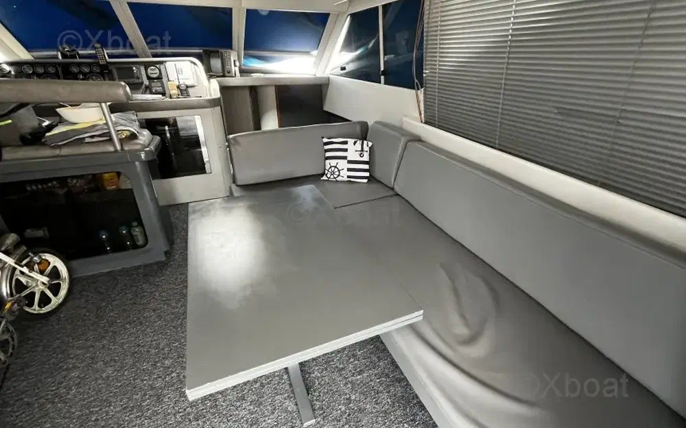 slider 1 Guy Couach 1201