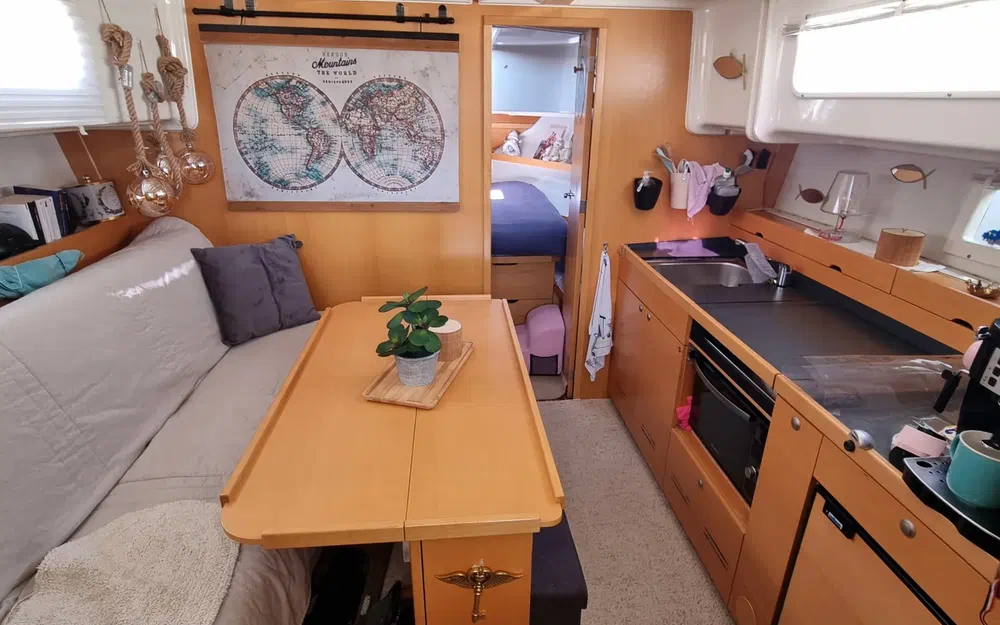 slider 17 Delphia 1080 Soley