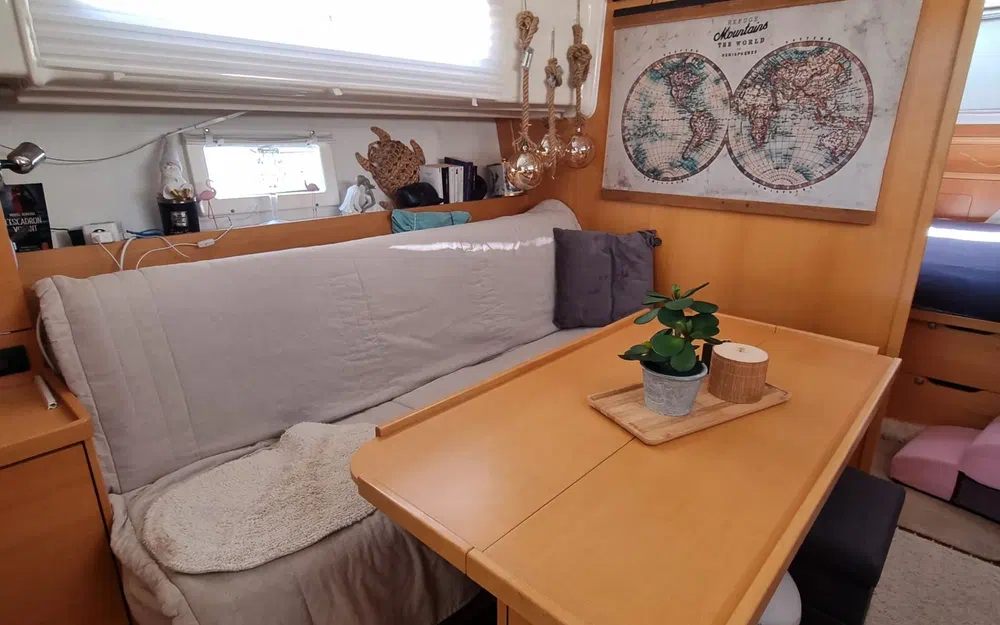 slider 16 Delphia 1080 Soley