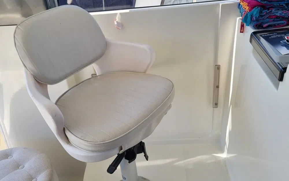 slider 10 Delphia 1080 Soley