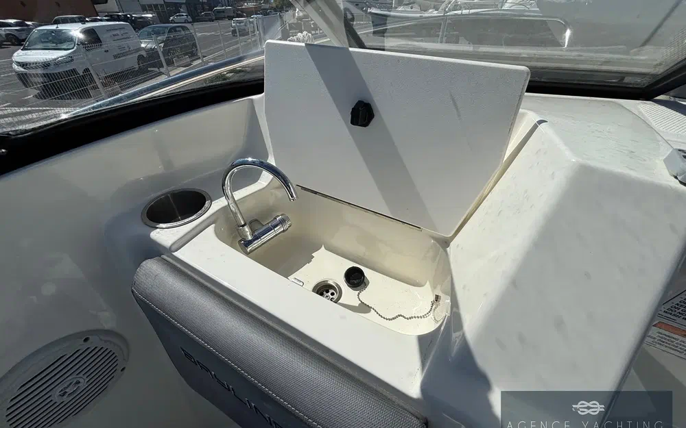 slider 12 Bayliner VR5 Cuddy OB