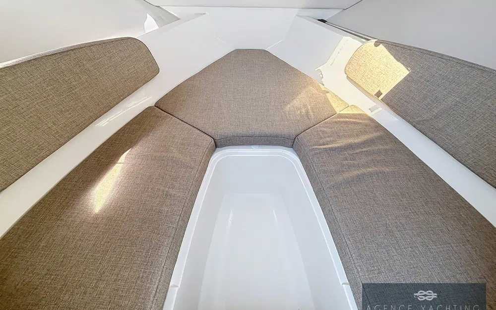 slider 17 Bayliner VR5 Cuddy OB