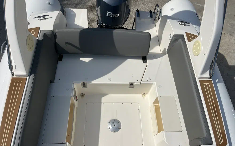 slider 12 Capelli Tempest 800
