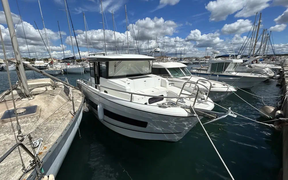 slider 1 Jeanneau Merry Fisher 895 Sport