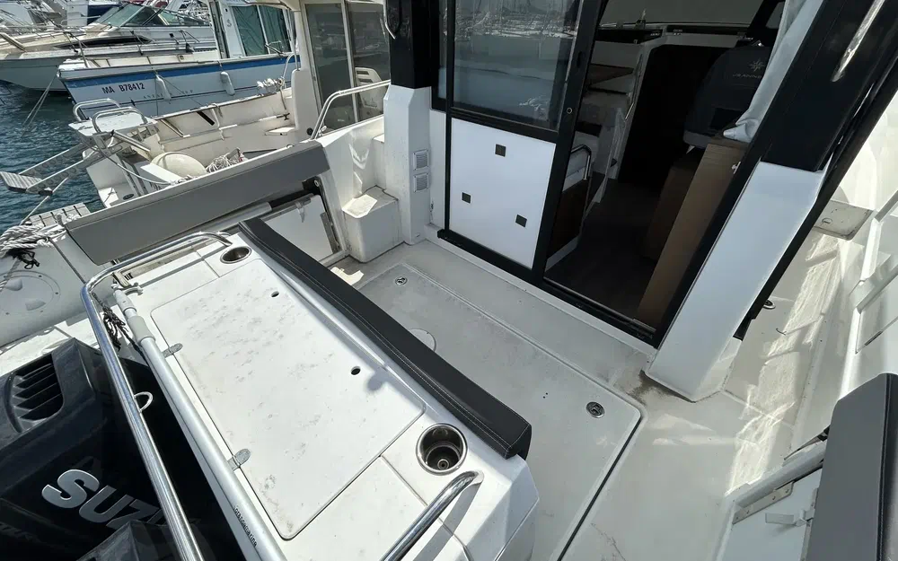 slider 5 Jeanneau Merry Fisher 895 Sport