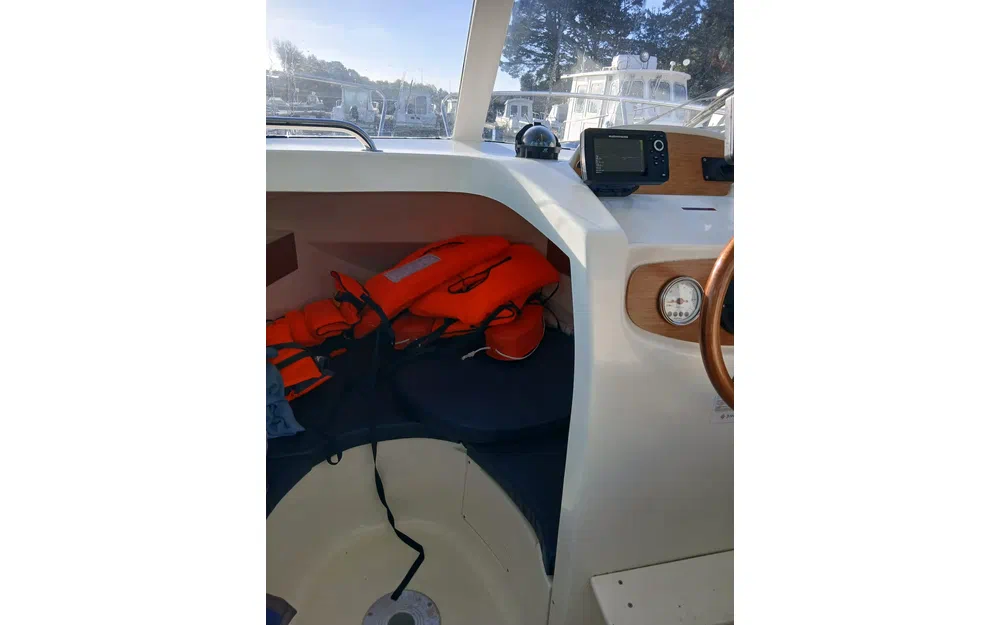 slider 5 Jeanneau Merry Fisher 625