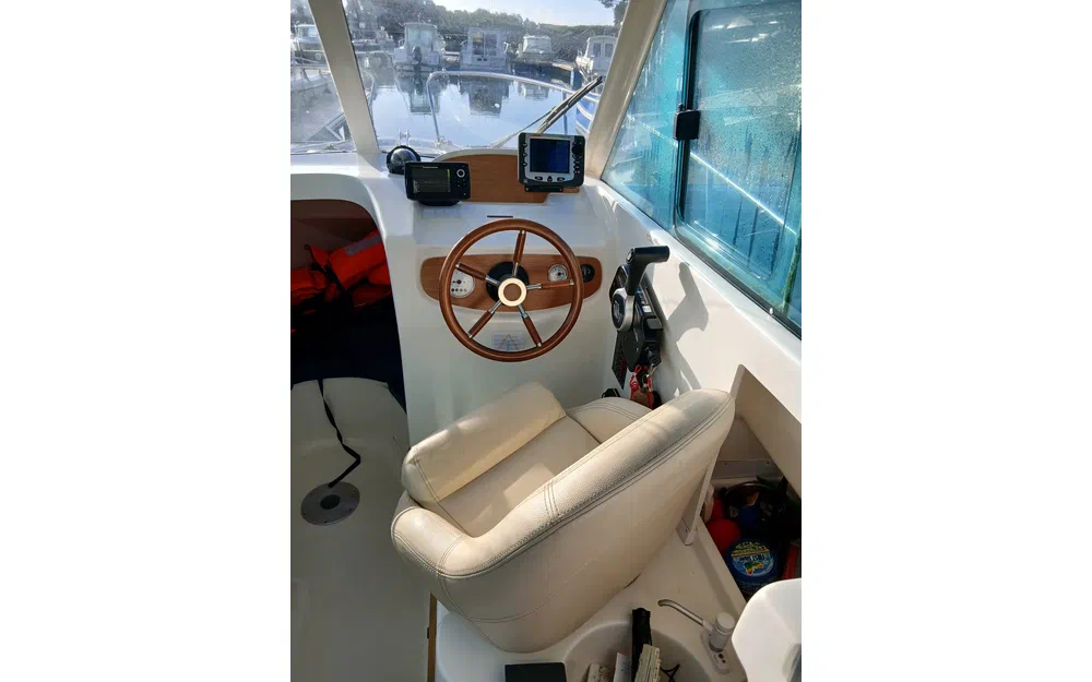 slider 6 Jeanneau Merry Fisher 625