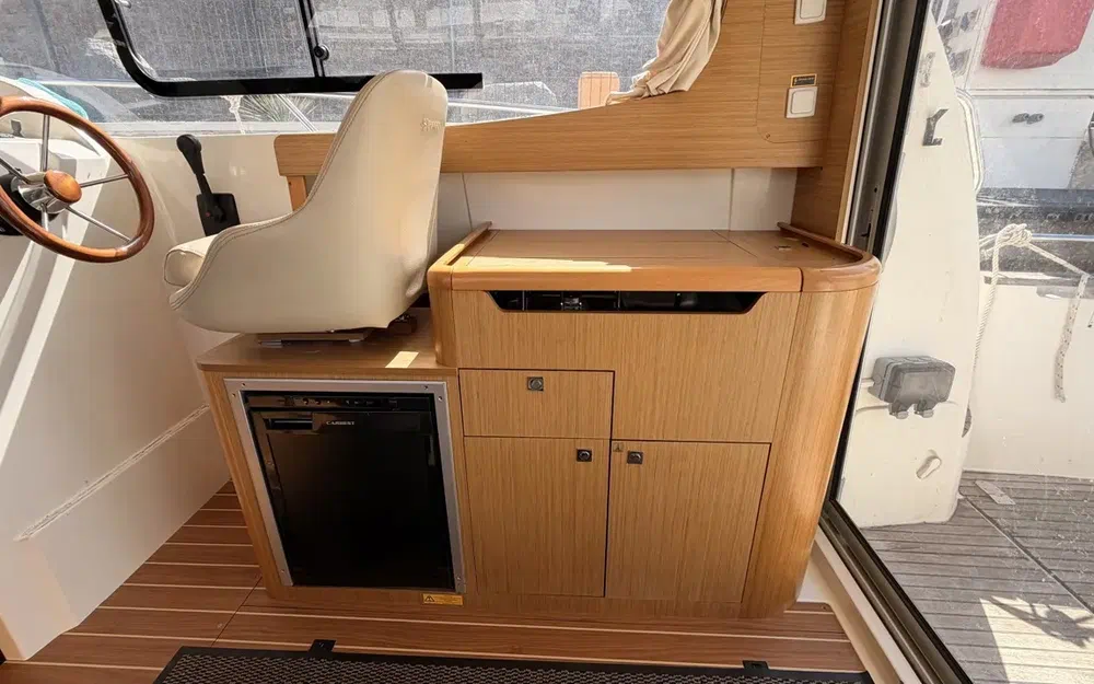 slider 20 Jeanneau Merry Fisher 8