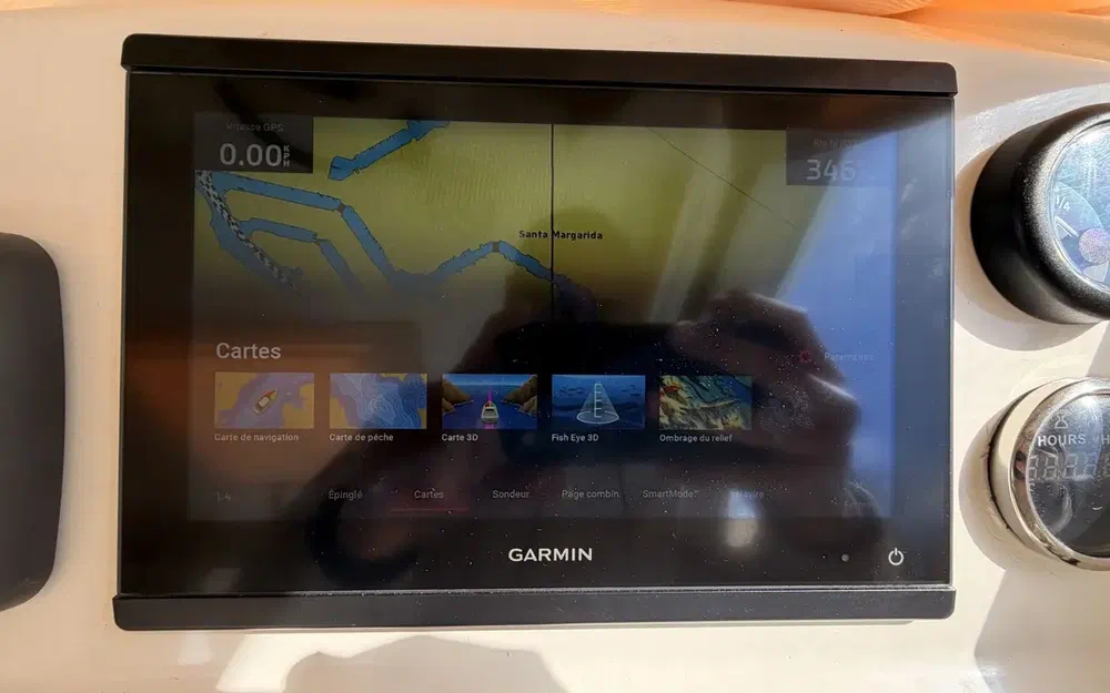 slider 25 Jeanneau Merry Fisher 8