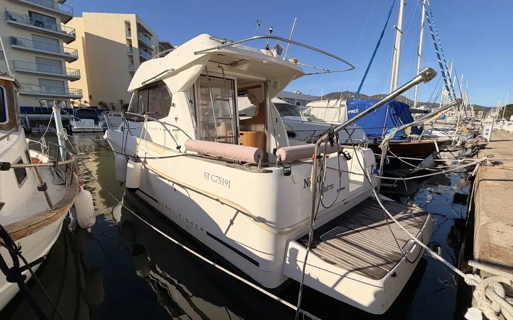 slider 2 Jeanneau Merry Fisher 8