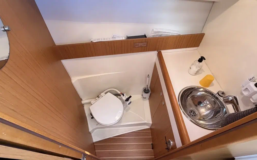 slider 37 Jeanneau Merry Fisher 8