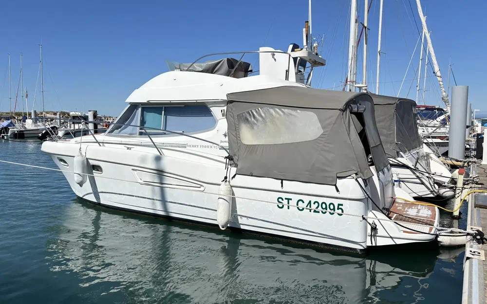 slider 1 Jeanneau Merry Fisher 925