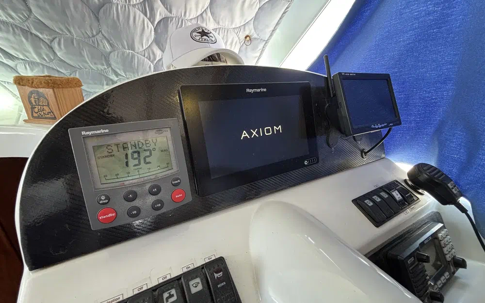 slider 7 Jeanneau Merry Fisher 925