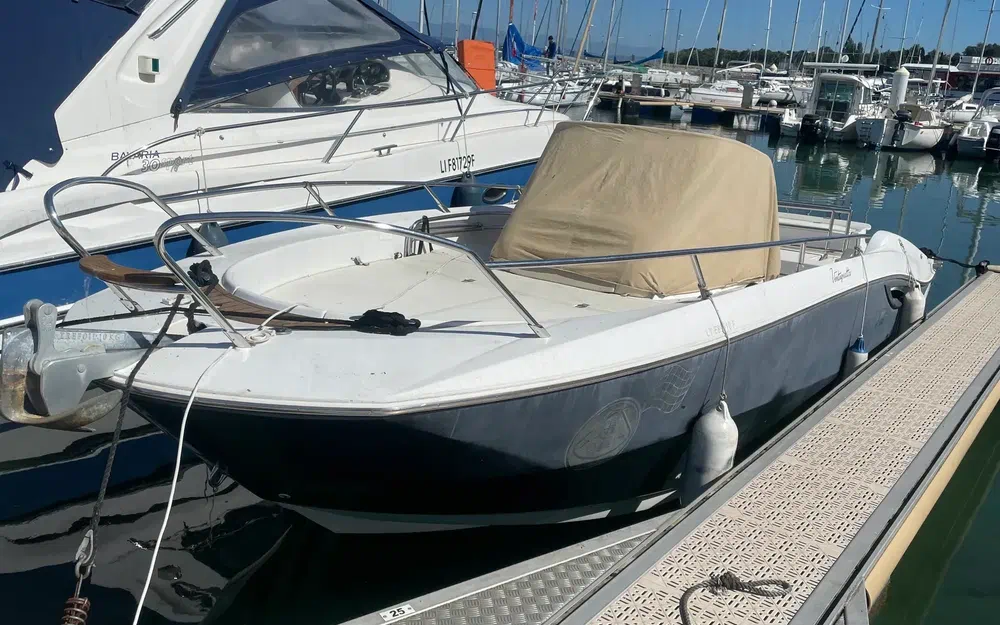 slider 1 Sessa Marine Key Largo 24