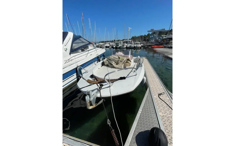 slider 2 Sessa Marine Key Largo 24