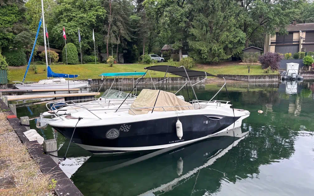 slider 0 Sessa Marine Key Largo 24
