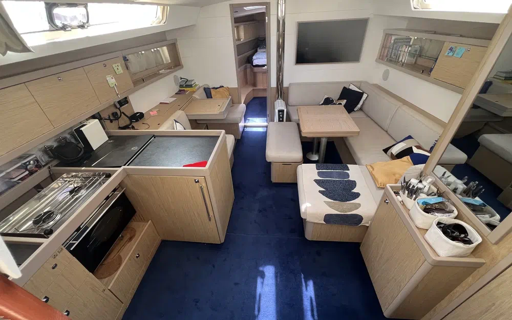 slider 19 Beneteau Oceanis 45
