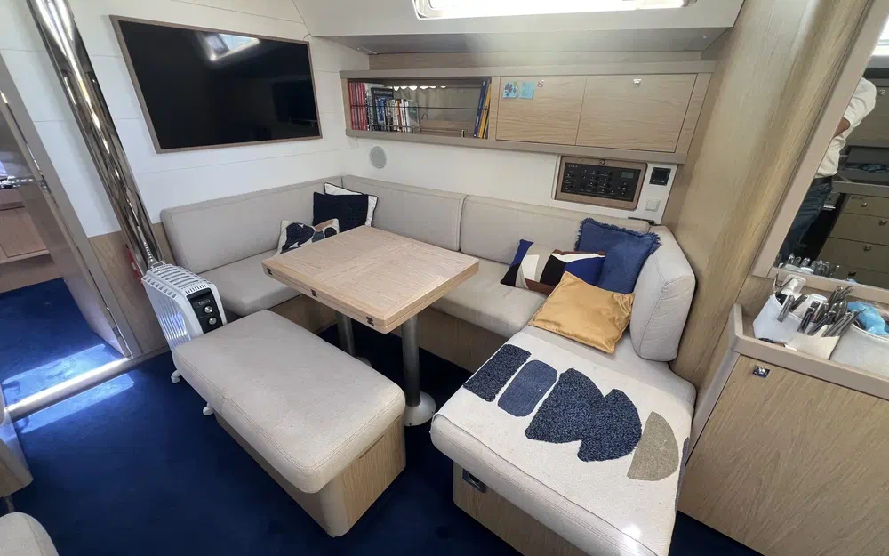 slider 21 Beneteau Oceanis 45