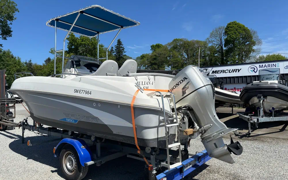 slider 3 Beneteau Flyer 5.50