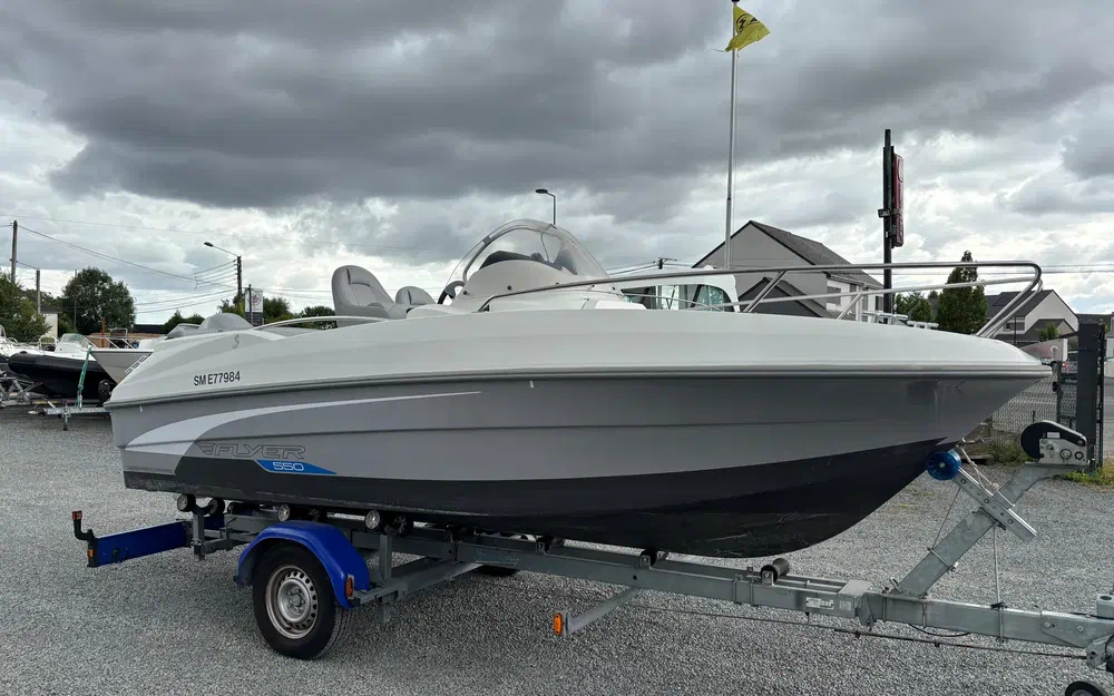 slider 7 Beneteau Flyer 5.50