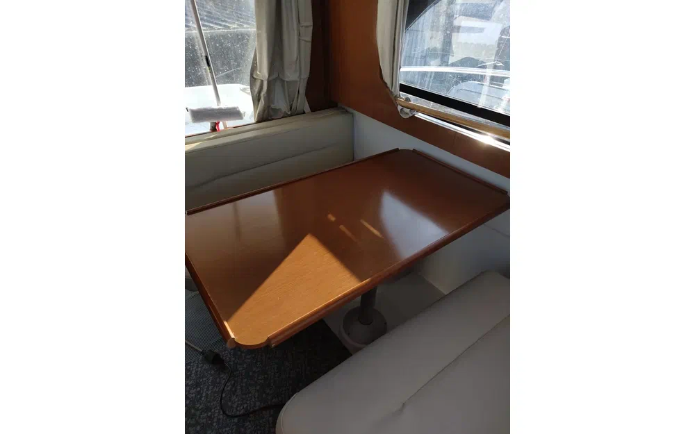 slider 5 Beneteau antares 8s