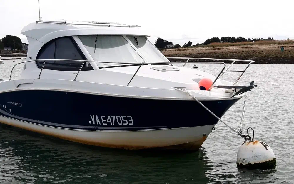 slider 0 Beneteau antares 8s