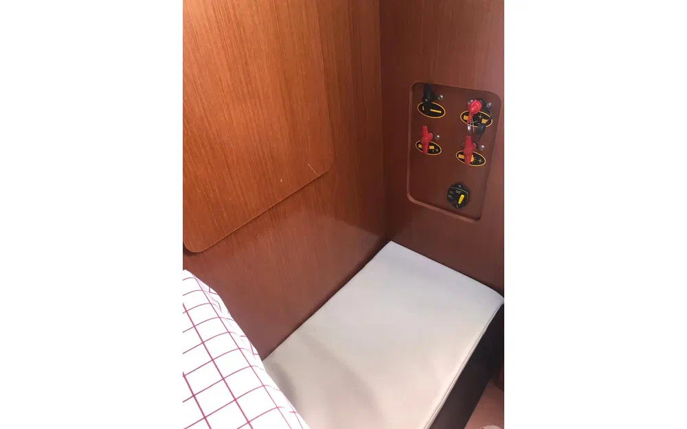 slider 20 Beneteau antares 8s