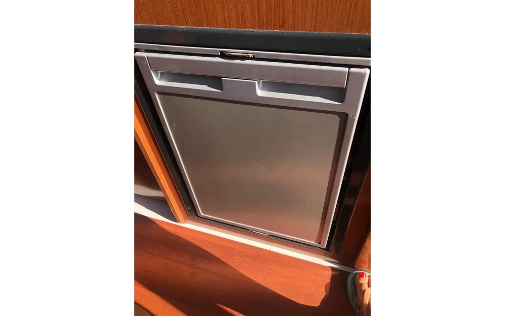 slider 23 Beneteau antares 8s