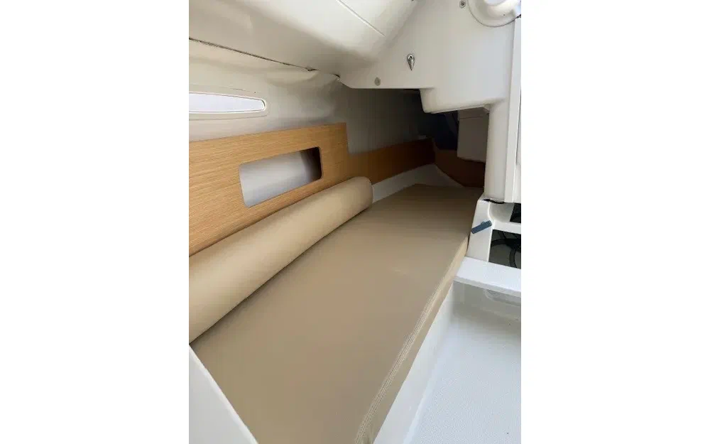 slider 6 Beneteau First 21.7