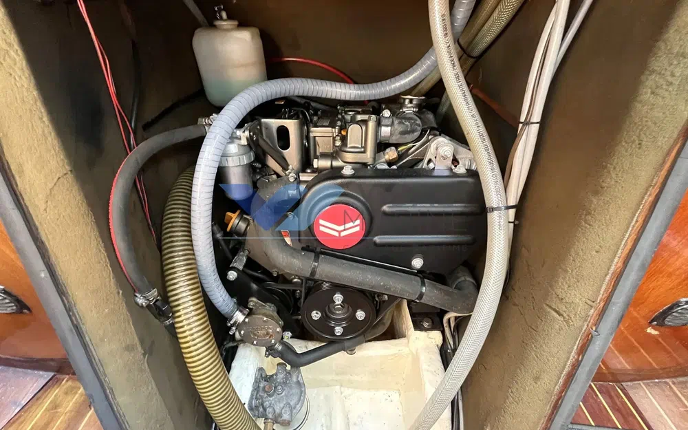 slider 11 Jeanneau Attalia 32