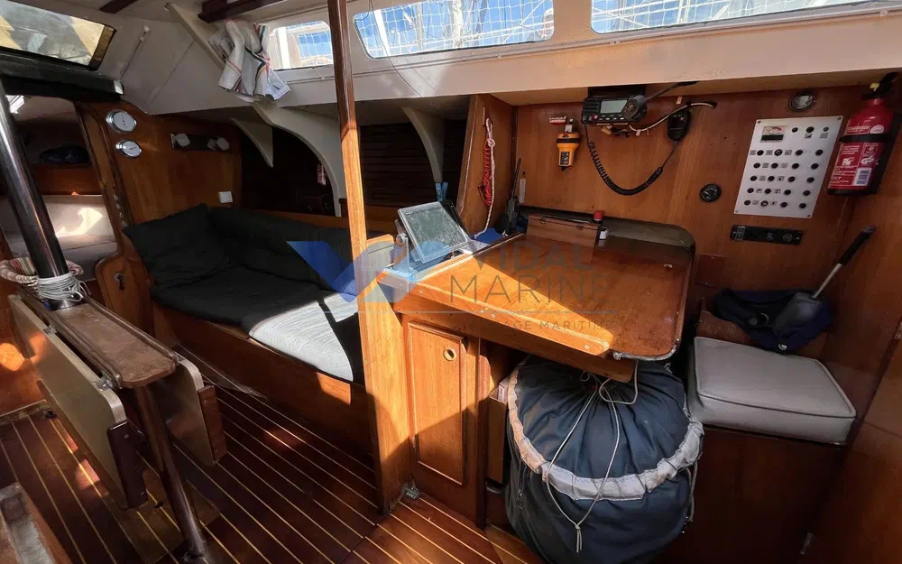 slider 6 Jeanneau Attalia 32