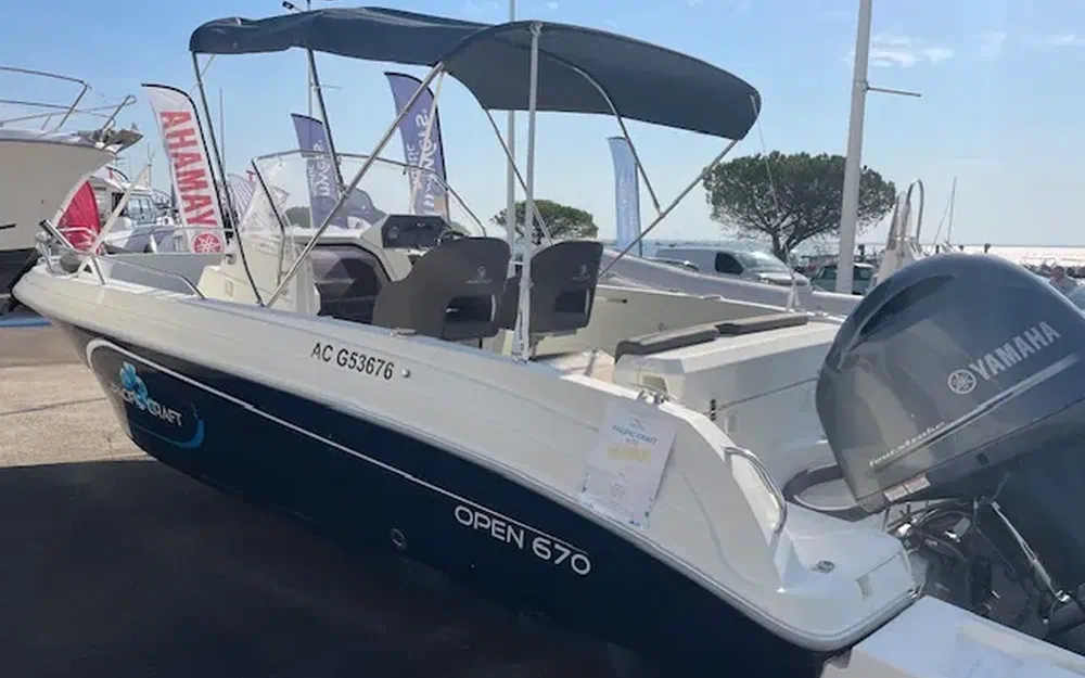 slider 6 Pacific Craft 670 Open