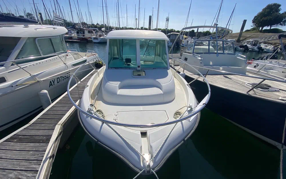 slider 2 Jeanneau Merry Fisher 635