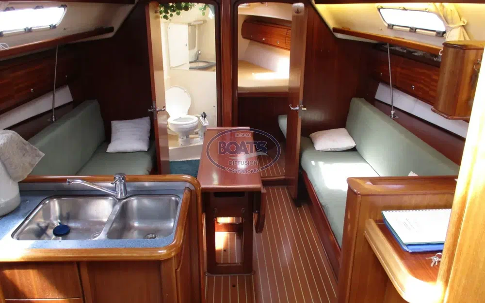 slider 1 Bavaria 36 Cruiser