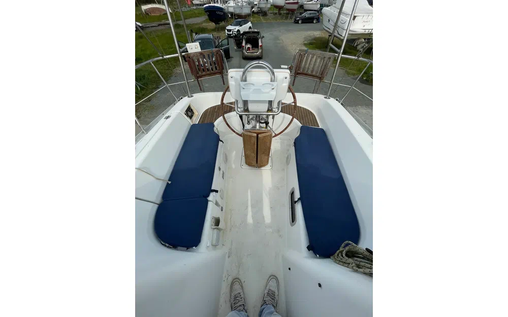slider 9 Beneteau Oceanis 323 Dl