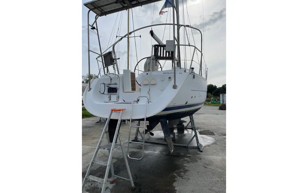 slider 12 Beneteau Oceanis 323 Dl