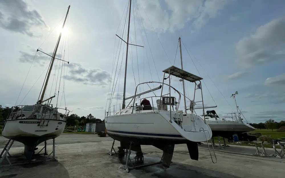 slider 0 Beneteau Oceanis 323 Dl