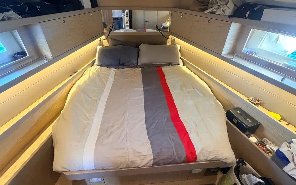 slider 16 Beneteau Oceanis 45