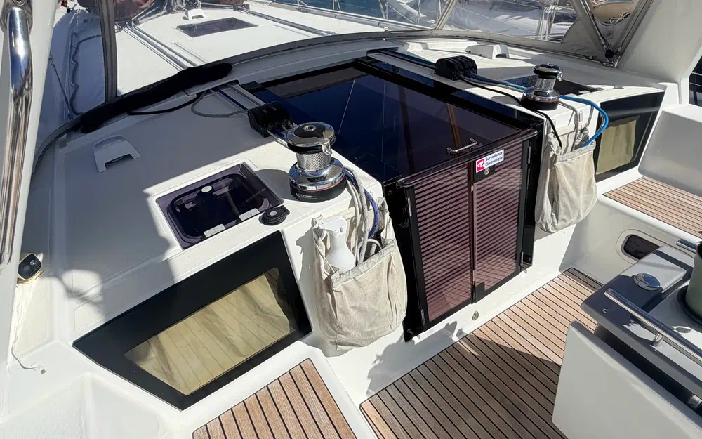 slider 8 Beneteau Oceanis 45