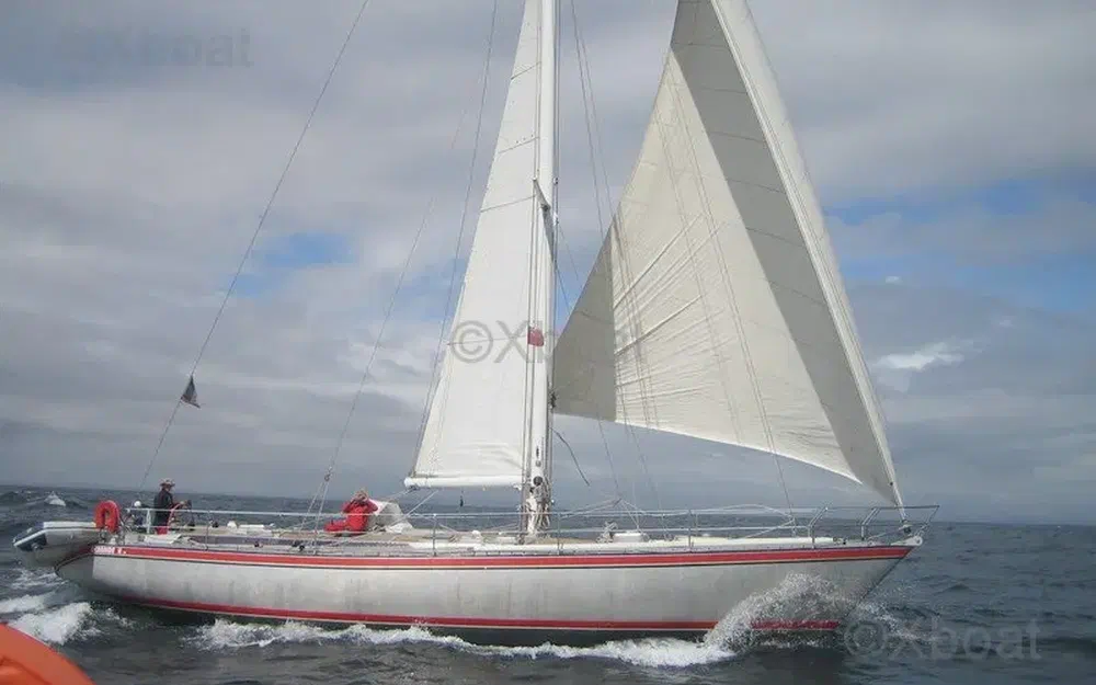 slider 1 Metalu Jade 48 Ketch