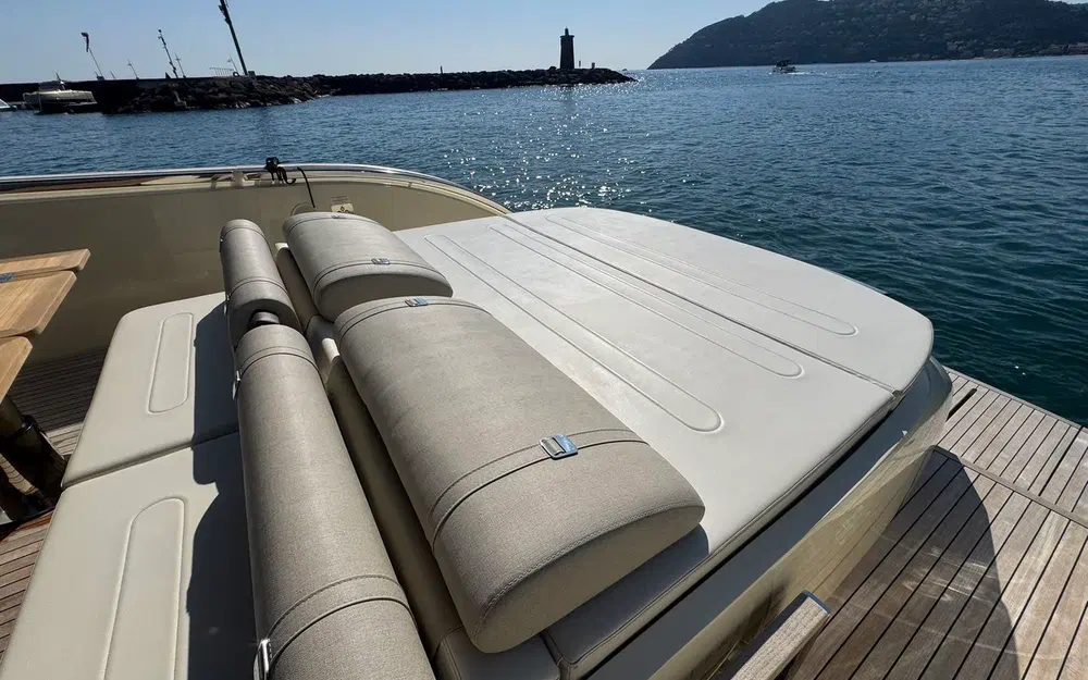 slider 7 Invictus 460 TT