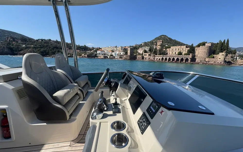 slider 7 Absolute 62 Fly