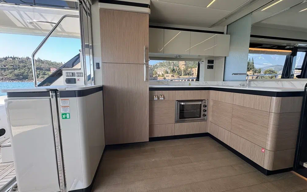 slider 8 Absolute 62 Fly