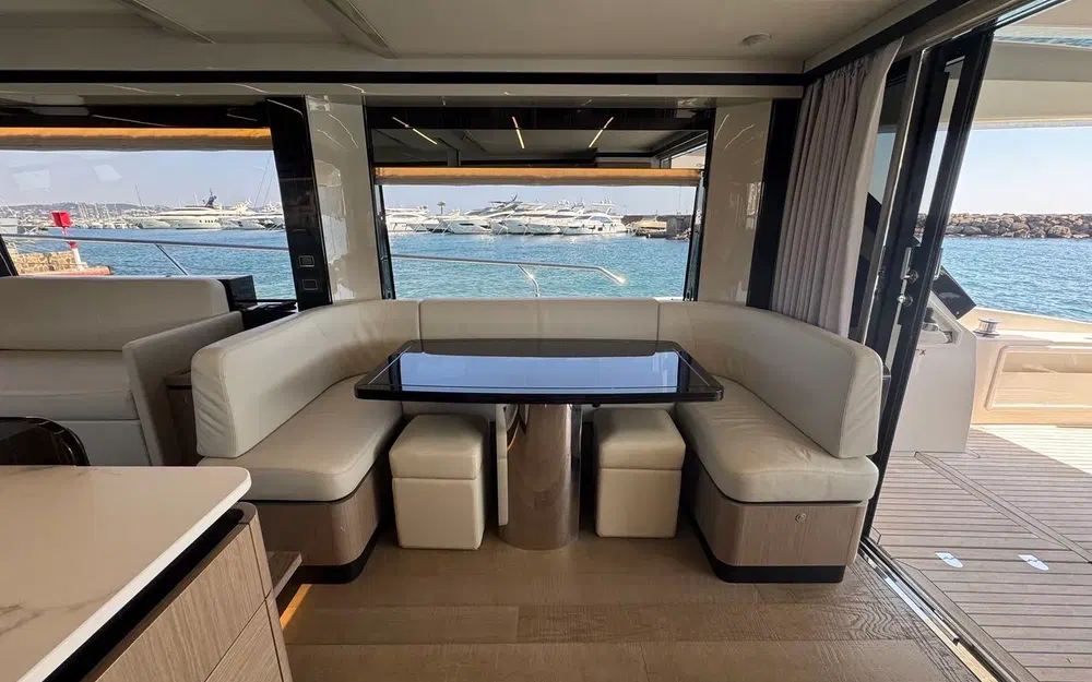 slider 9 Absolute 62 Fly